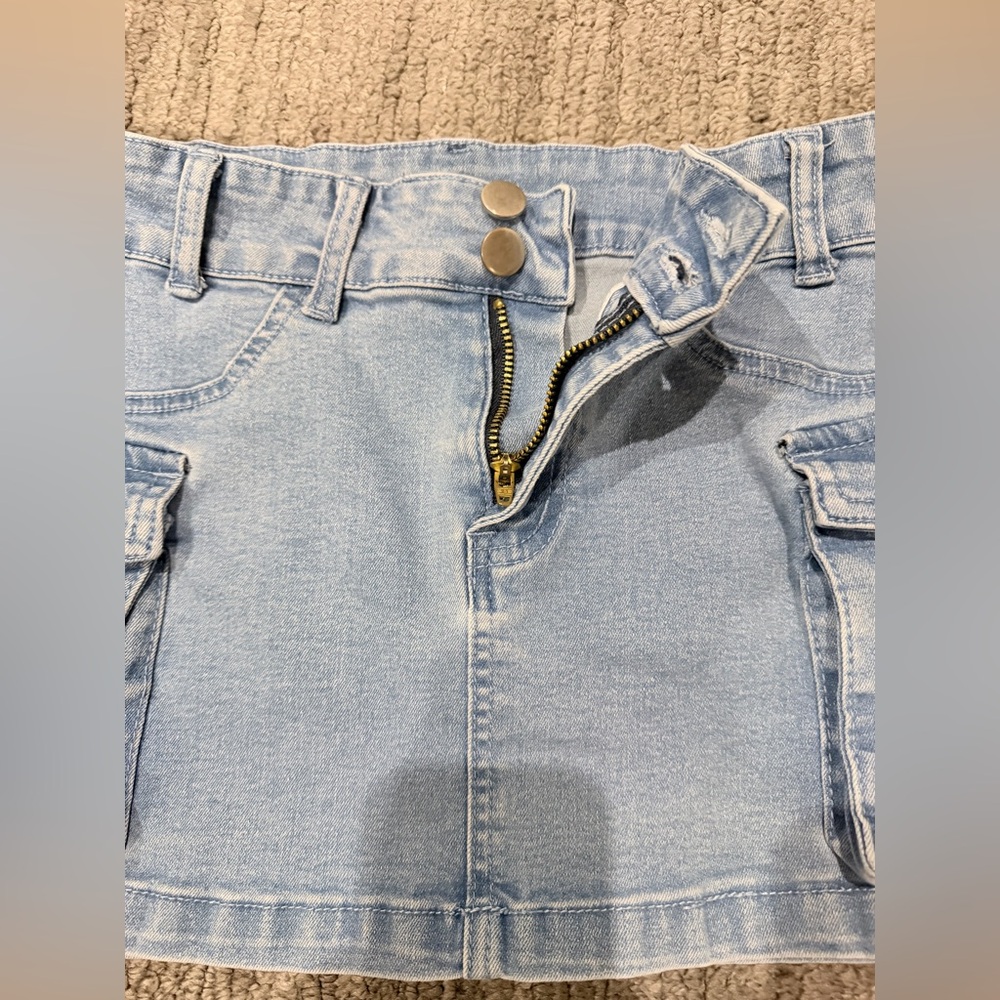 Juniors Blue Denim Cargo Mini Skirt - Picture 8 of 14